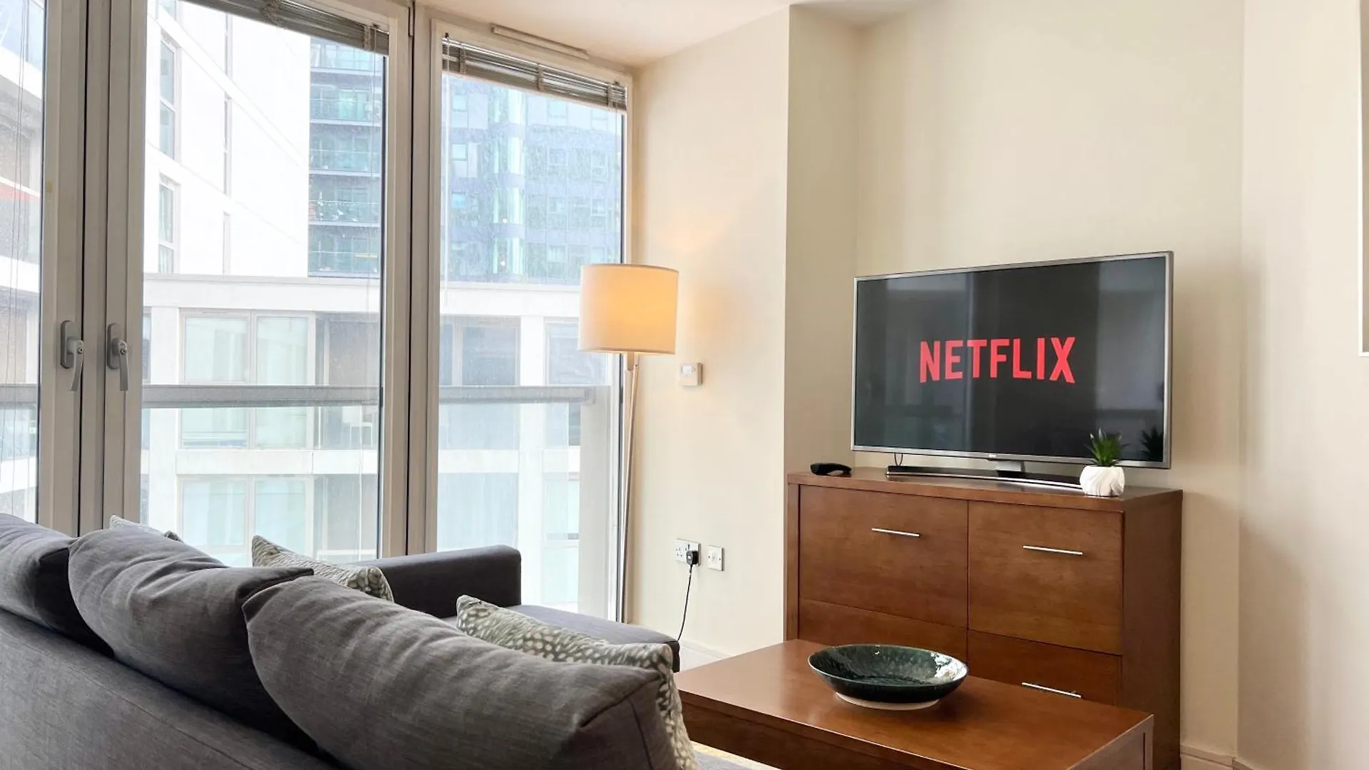 Vip Serviced Apartments London Perfect Location Business & Leisure