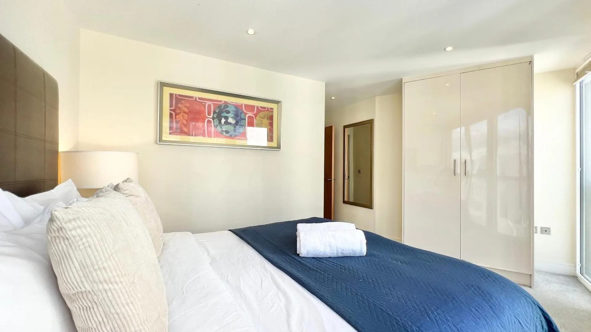 Vip Serviced Apartments London Perfect Location Business & Leisure