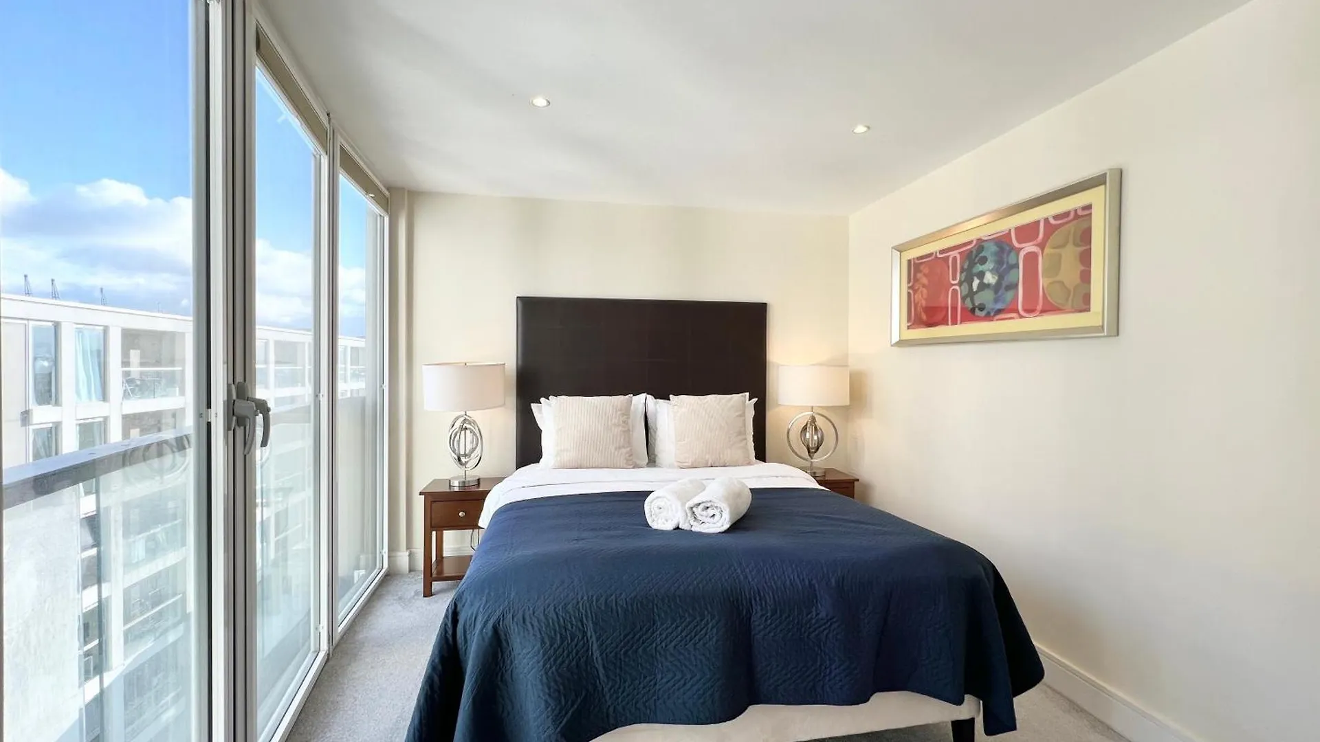 Vip Serviced Apartments London Perfect Location Business & Leisure